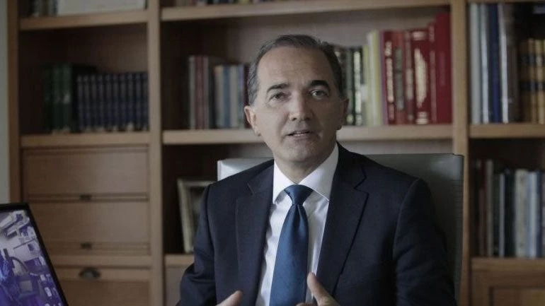 Σκάνδαλο αρθροσκοπήσεων: 276.458 ευρώ πρέπει να επιστραφούν από εταιρεία που συμμετέχει η σύζυγος του Σαλμά